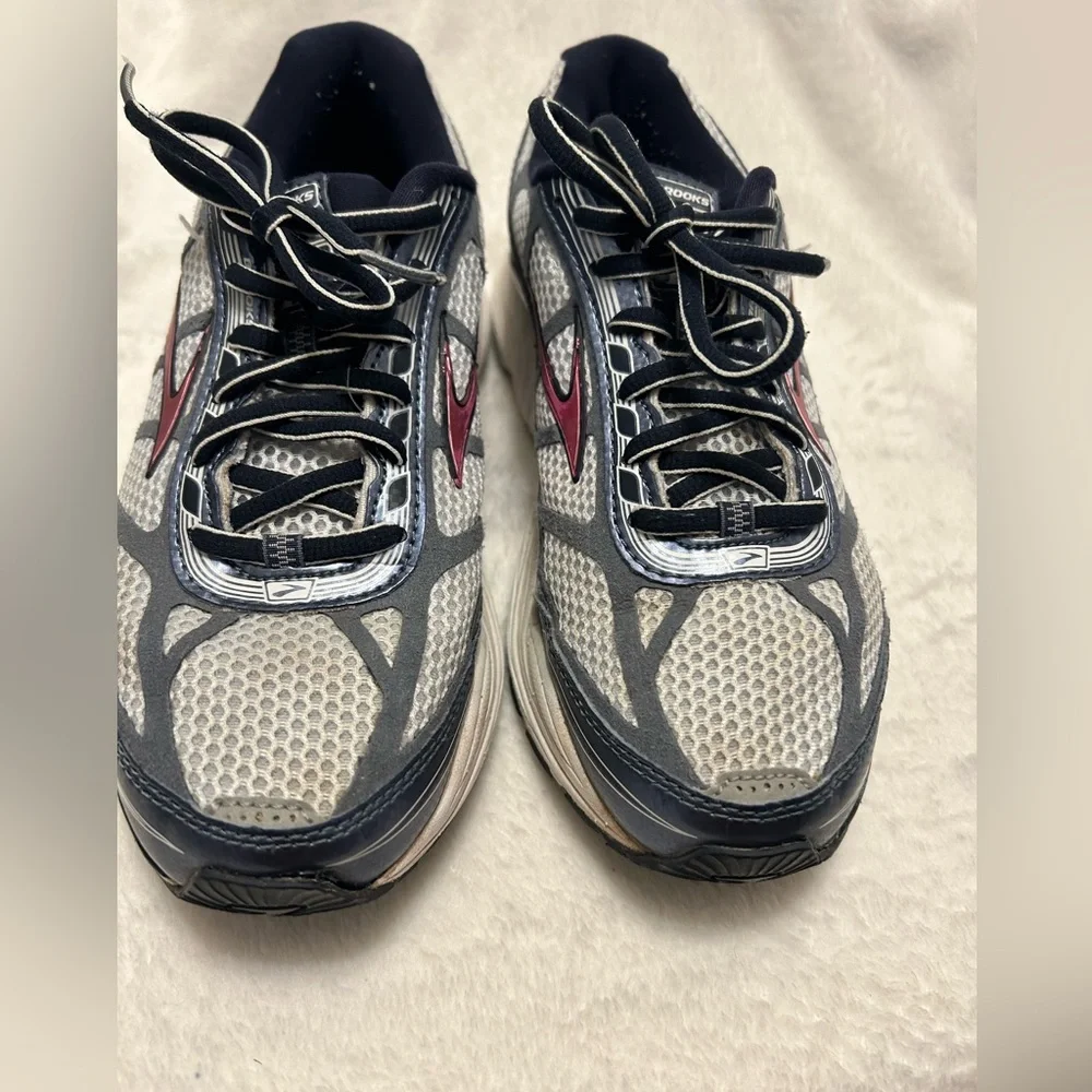 Brooks Black and Gray Athletic Shoes